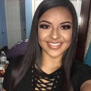 Meet your Posher, Roxanna